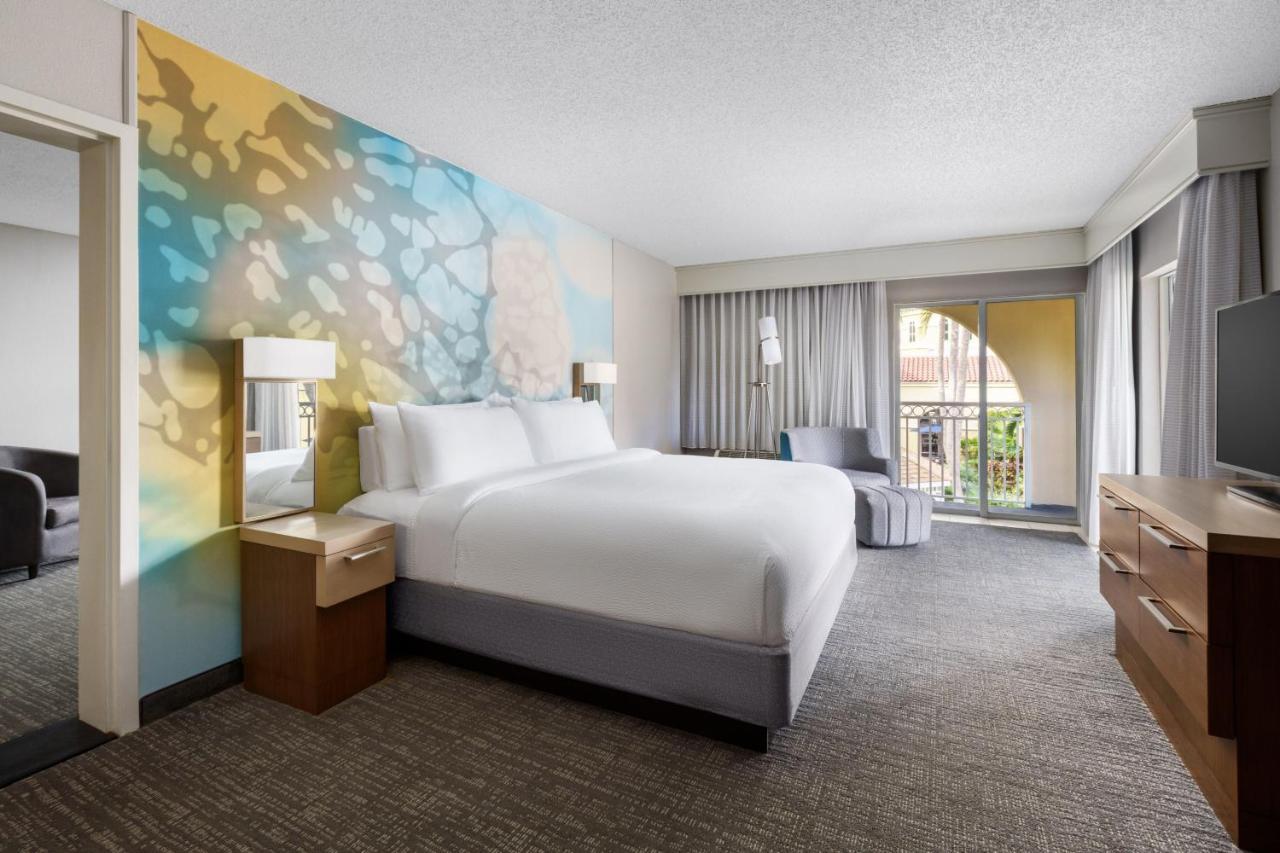 Courtyard By Marriott Fort Lauderdale North/Cypress Creek Hotel Eksteriør billede