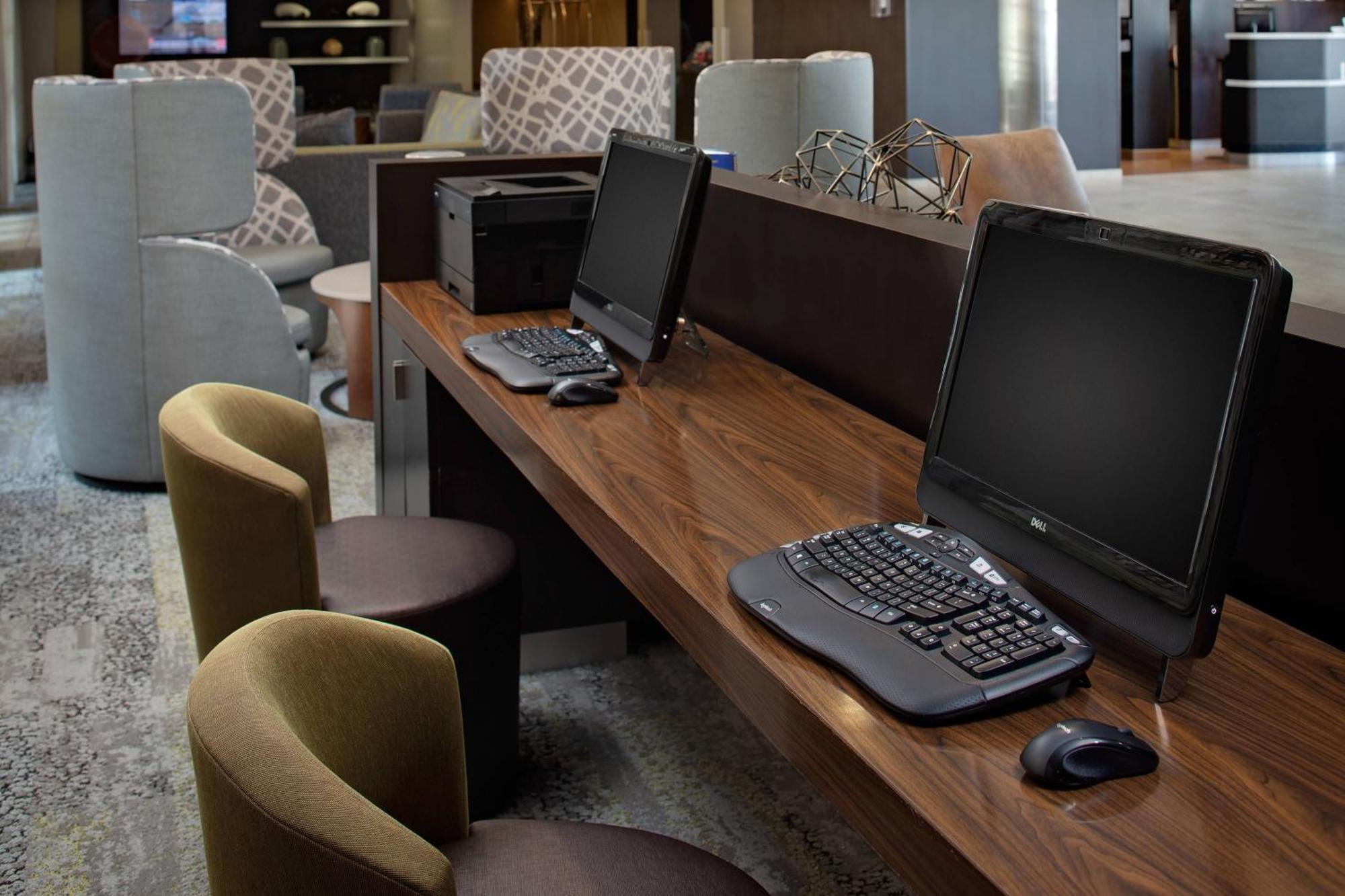 Courtyard By Marriott Fort Lauderdale North/Cypress Creek Eksteriør billede