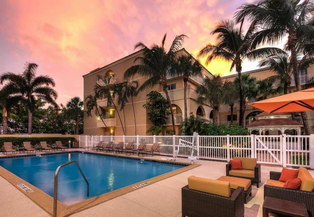 Courtyard By Marriott Fort Lauderdale North/Cypress Creek Hotel Eksteriør billede