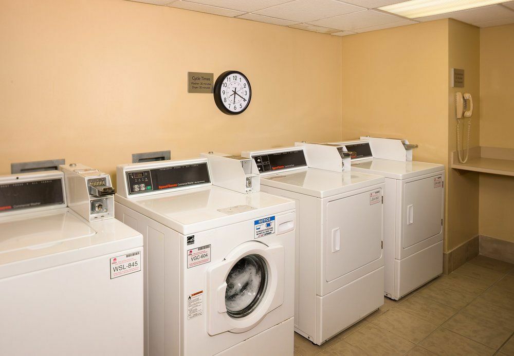 Courtyard By Marriott Fort Lauderdale North/Cypress Creek Eksteriør billede
