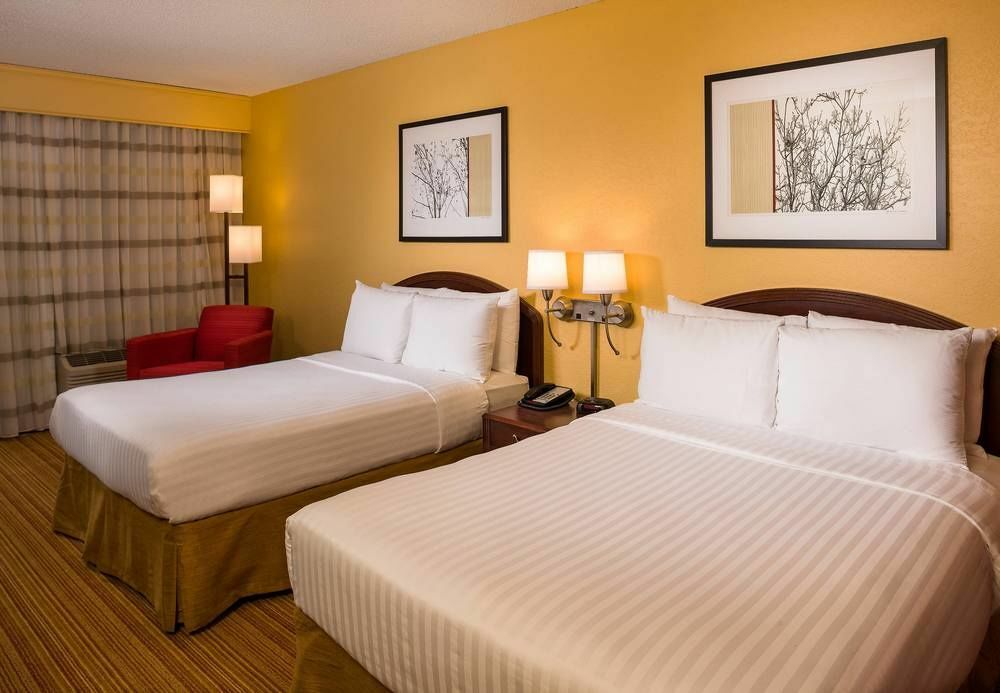 Courtyard By Marriott Fort Lauderdale North/Cypress Creek Eksteriør billede